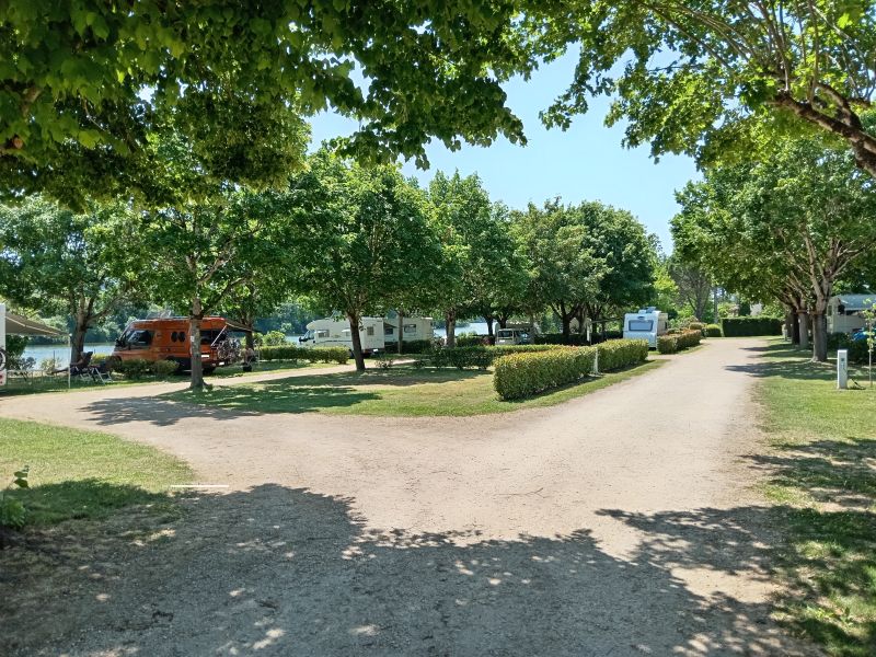 Camping Les Berges du Lot