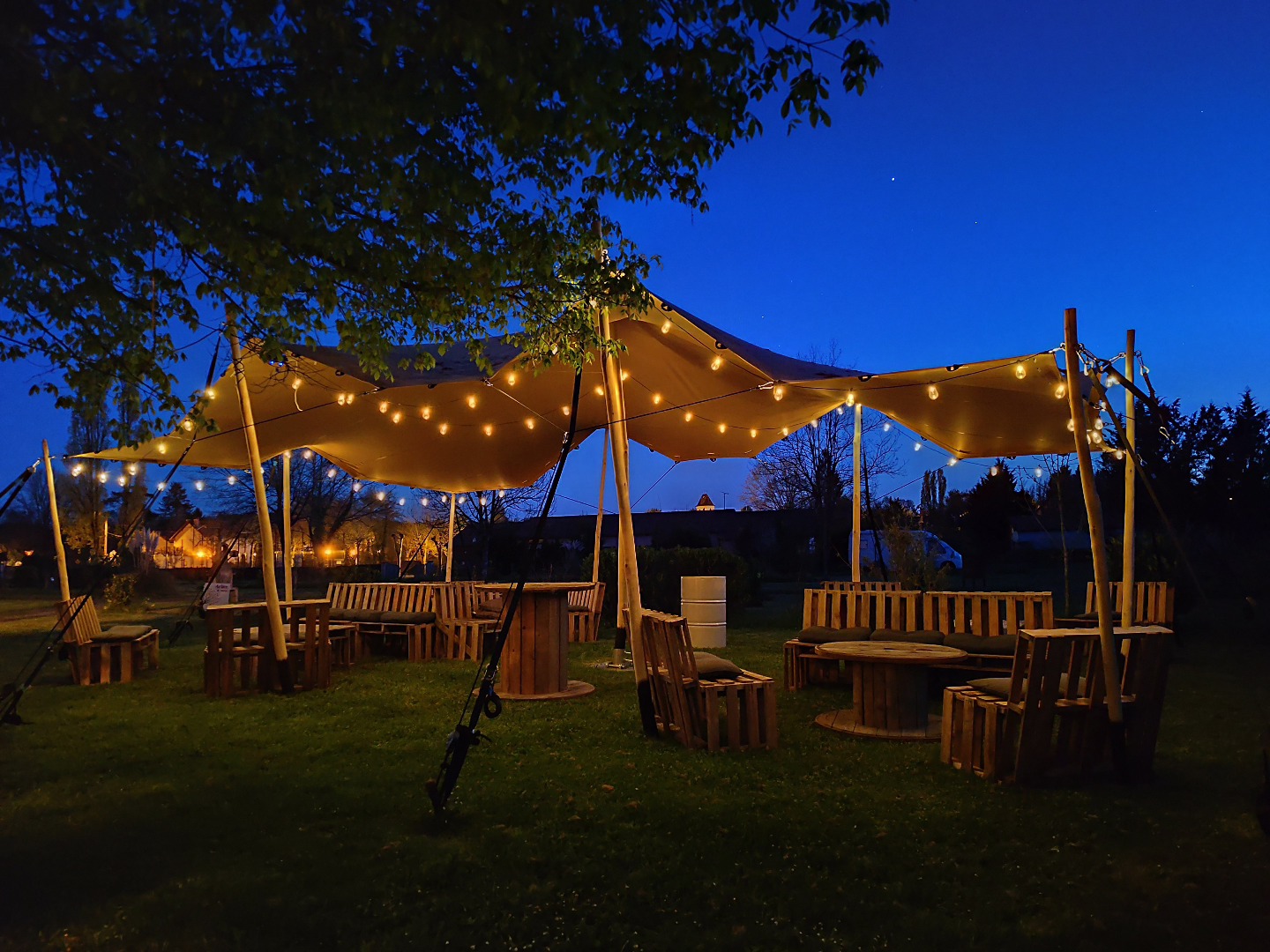 Camping de Saint-Pardoux-la-Rivière - la Font Pissotte