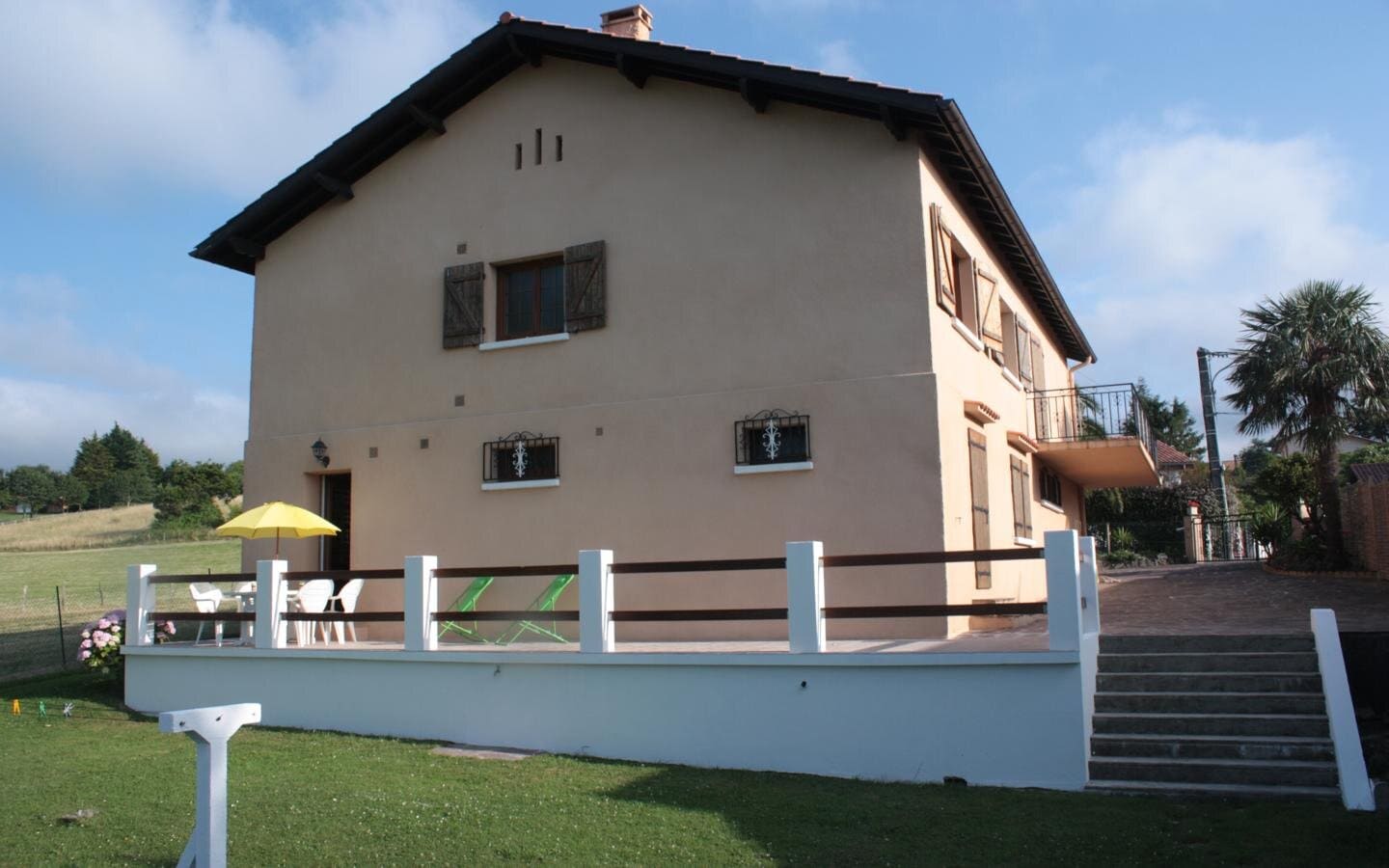 Appartement dans villa , T3