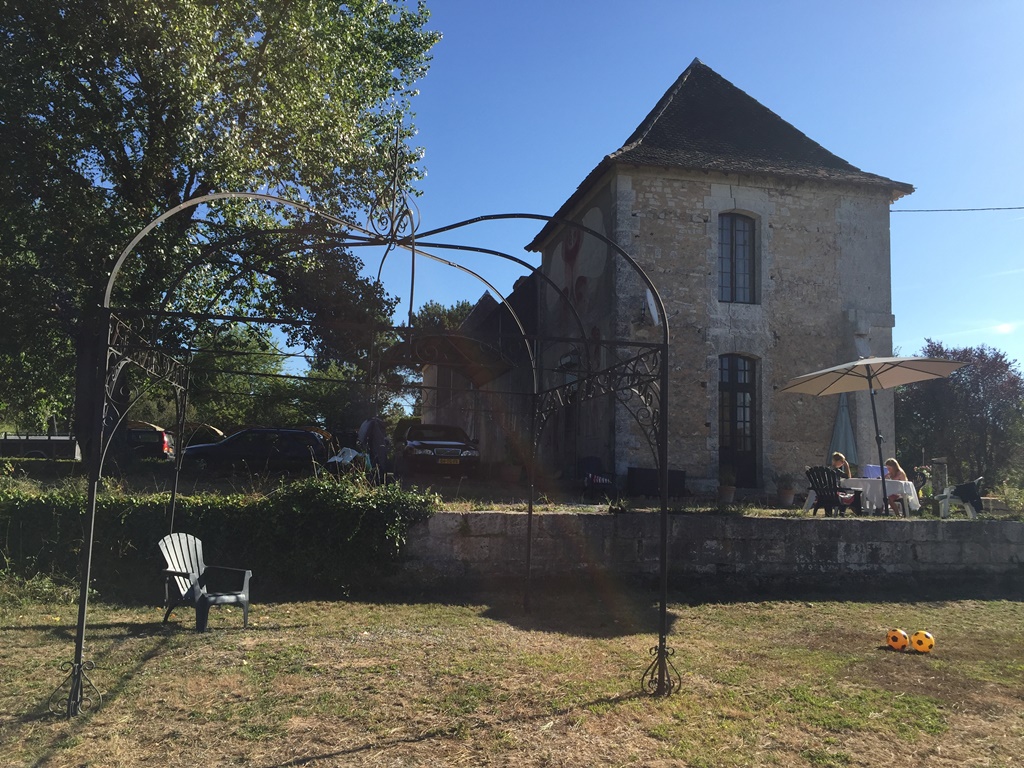 Château Neuf Le Désert