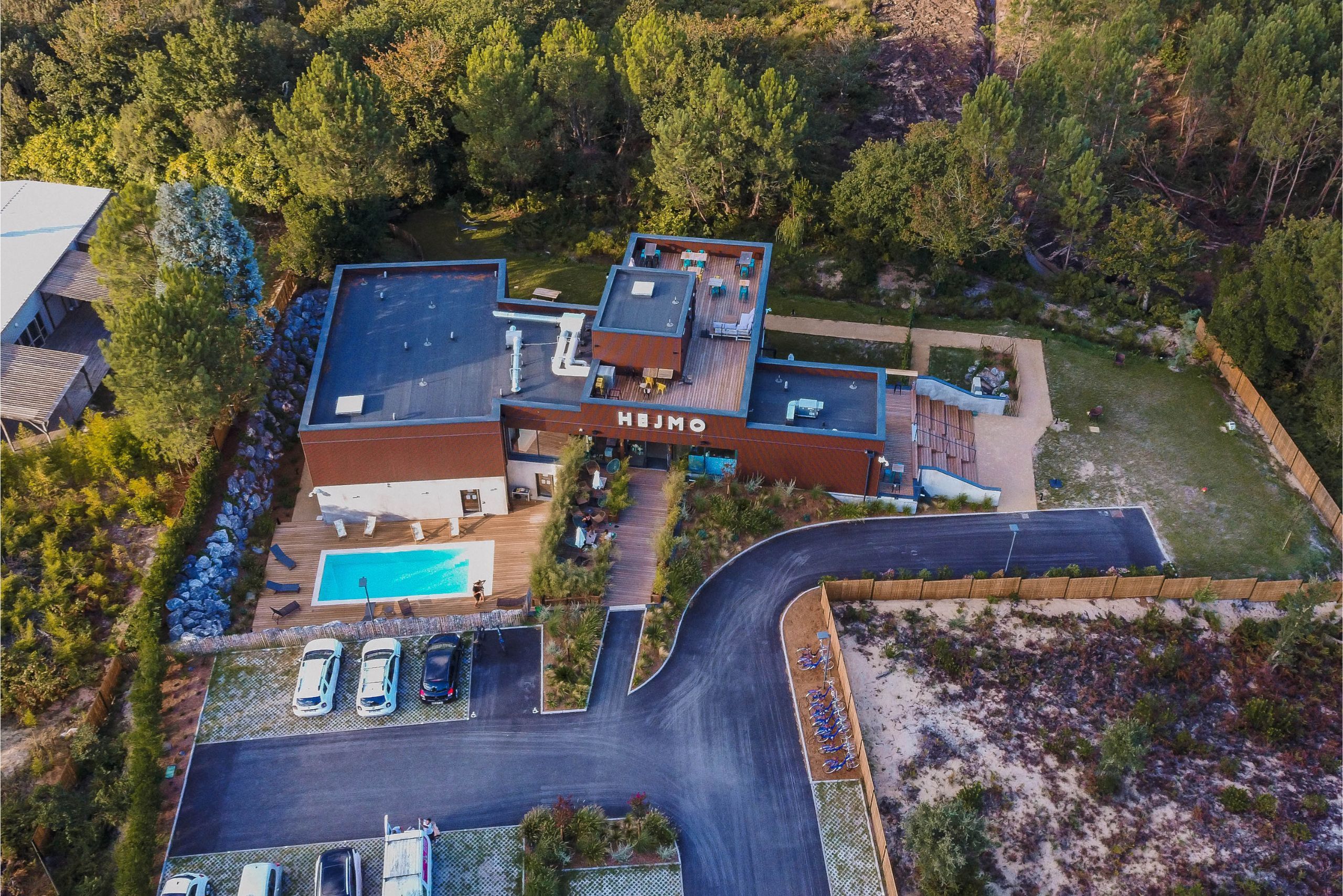 HEJMO Hostel