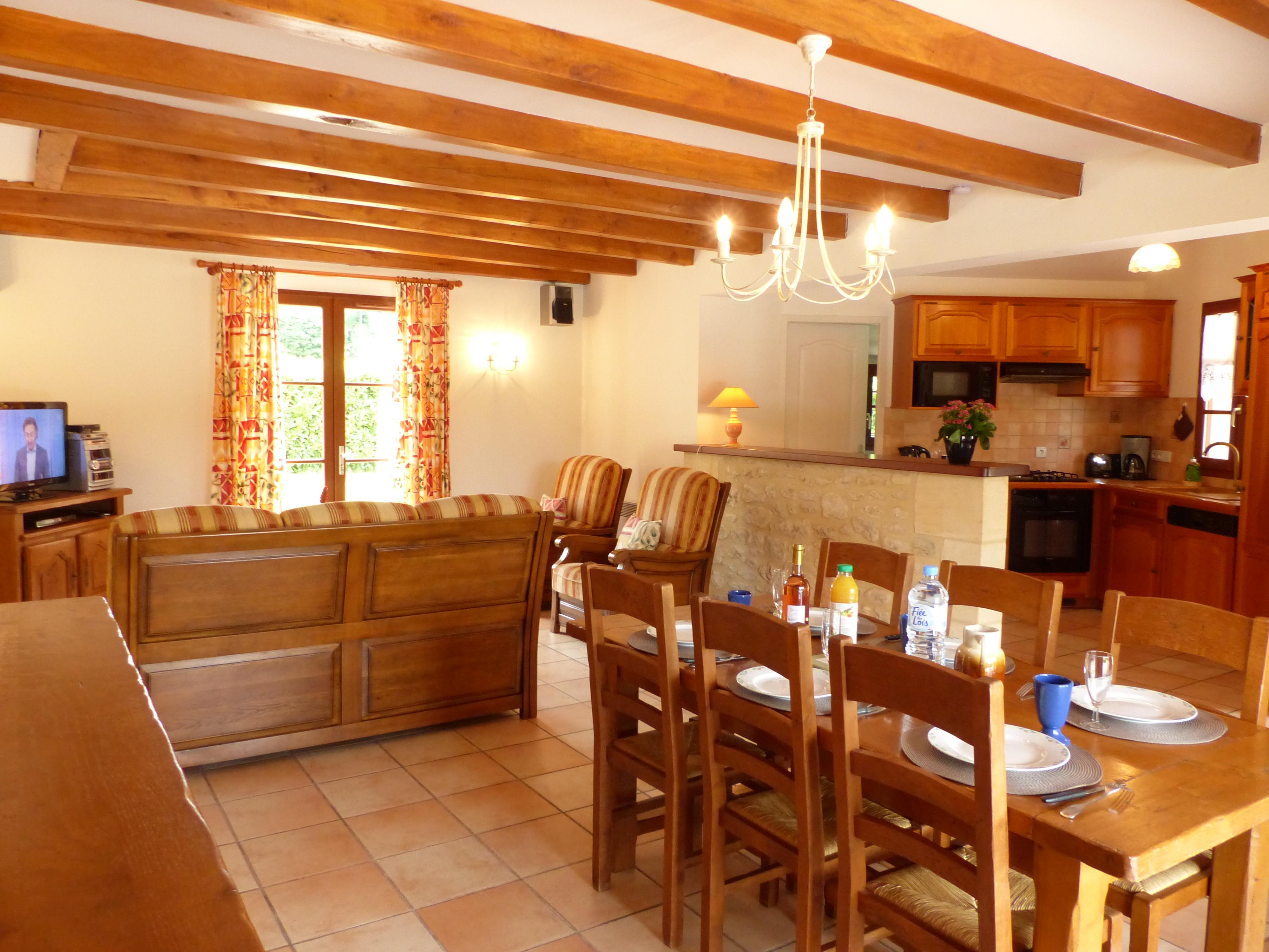 Chataigne avec sa piscine privée au nord de Sarlat