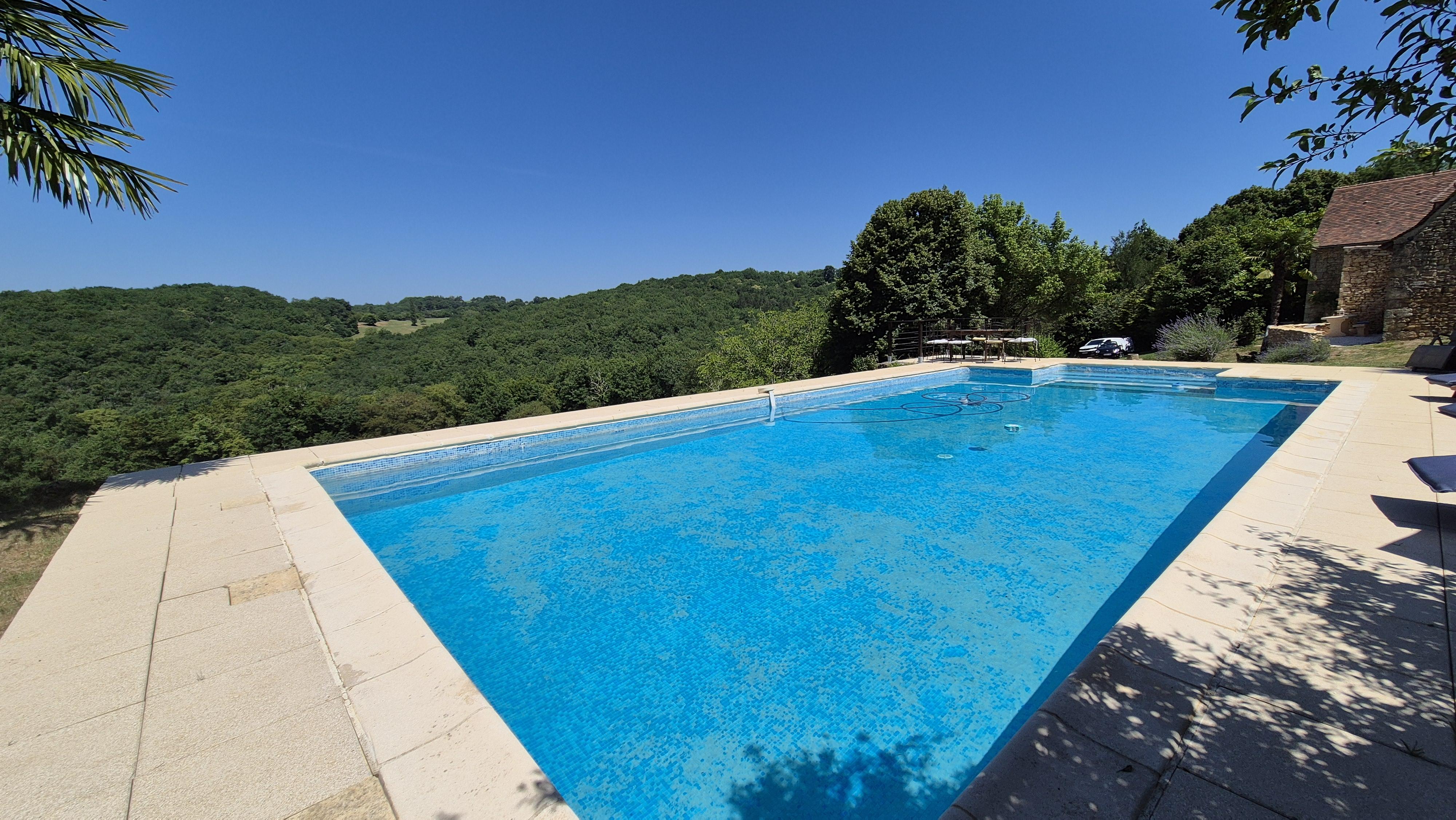Gîte Amitié avec piscine et clim proche Sarlat