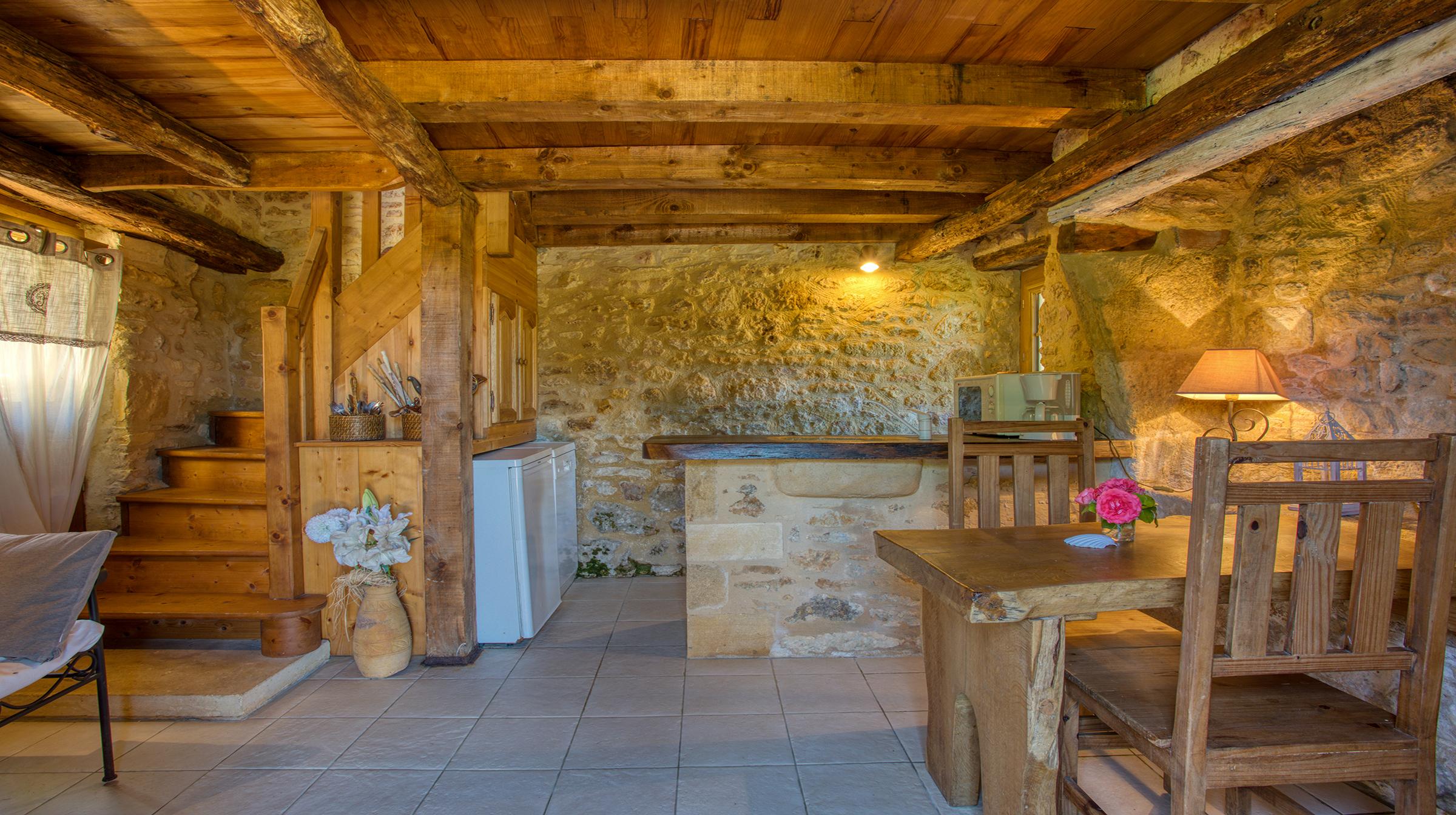 Charmille avec piscine proche Sarlat