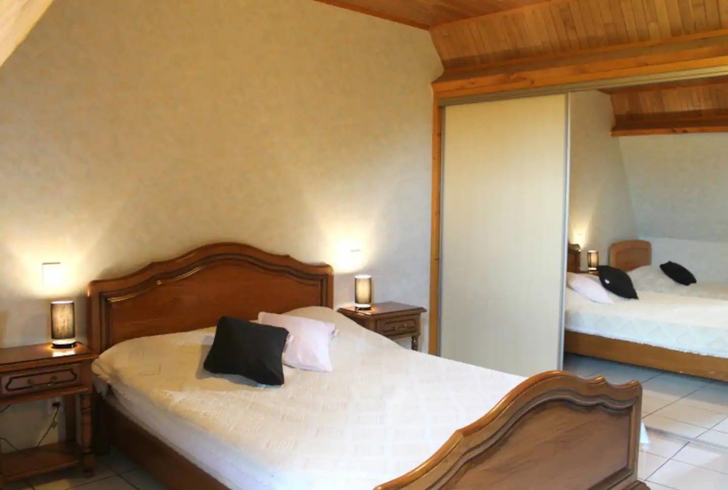 Le Double avec piscine couverte proche de Sarlat