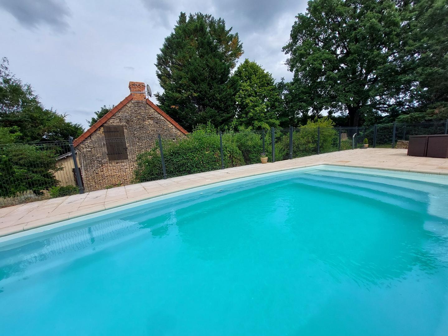 Montant de Fages avec piscine privée proche Sarlat