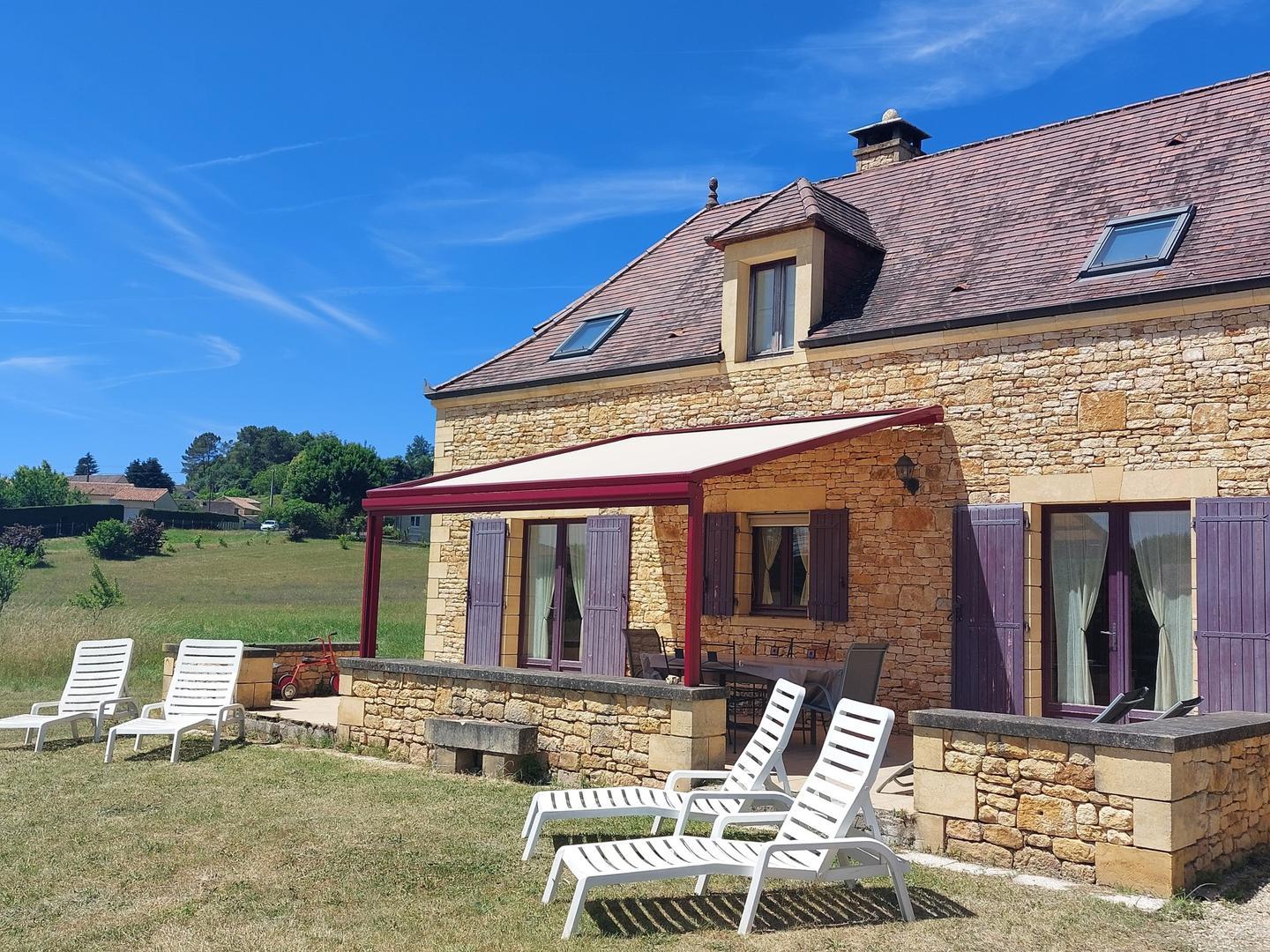 Bayaou avec piscine couverte et chauffée à Sarlat