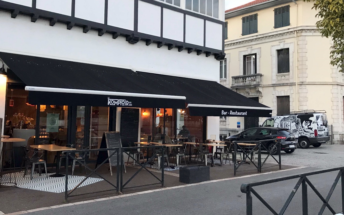 Le Komptoir des amis