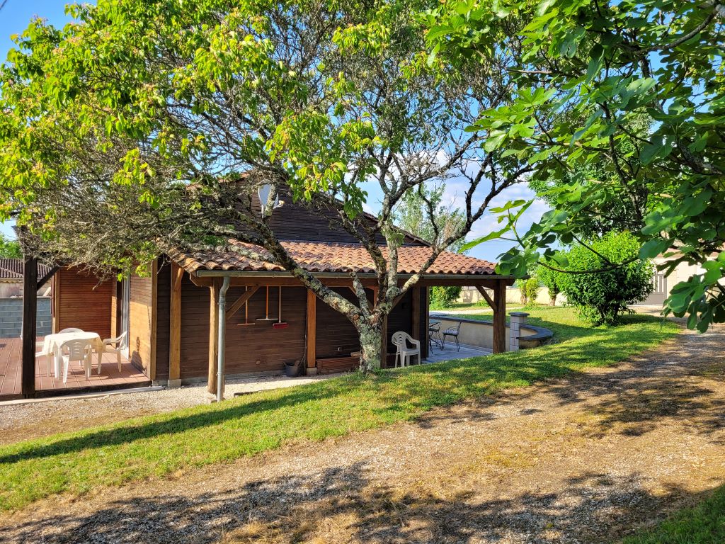 Le chalet des bois
