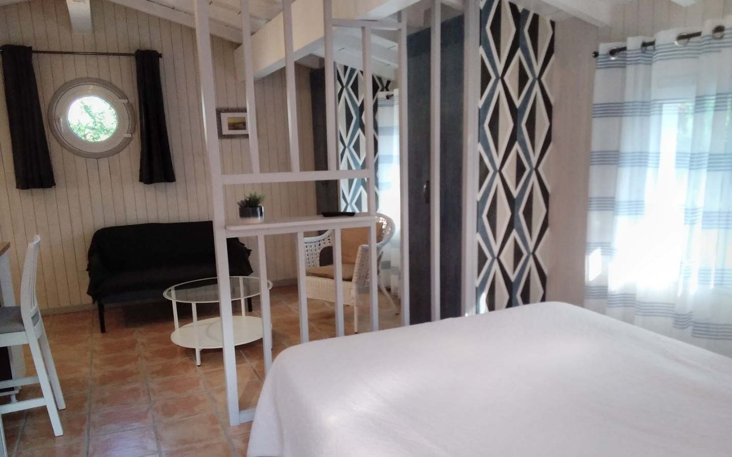 NUN OBEKI - Studio Patxi