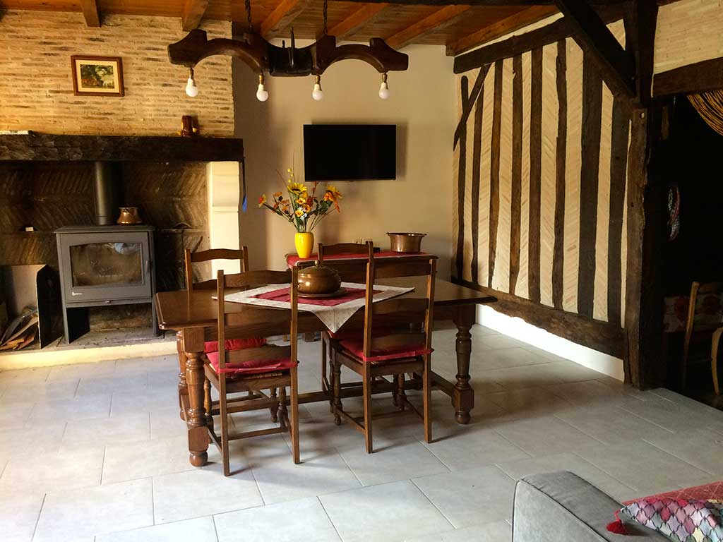 Gîte à Saint-Étienne-de-Puycorbier