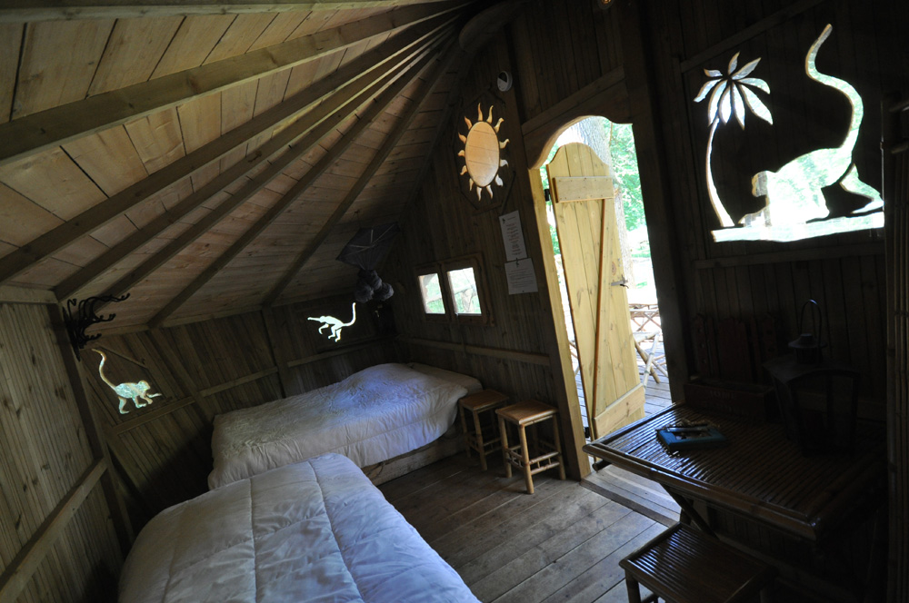 Cabane des Chimpanzés - Le Parc de la Belle