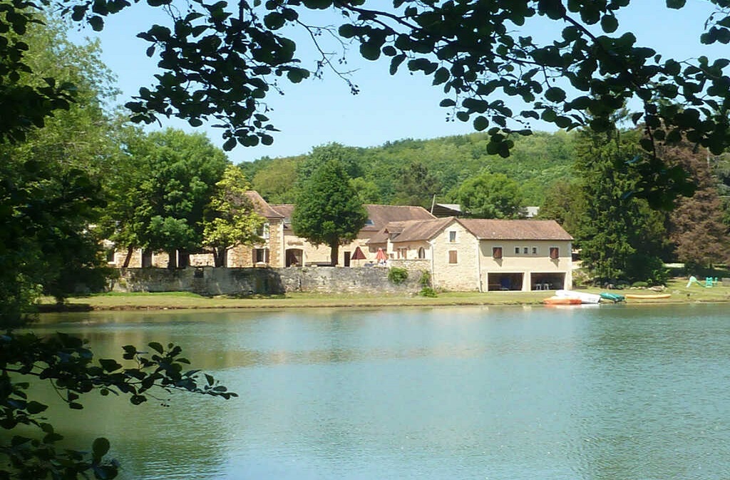 Chambre d'Hôtes Les Châtaigniers - Lac Beausoleil