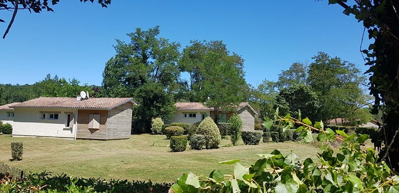 Les Cottages du Saut du Loup - Village vacances famille