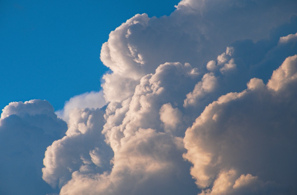 La tête dans les nuages