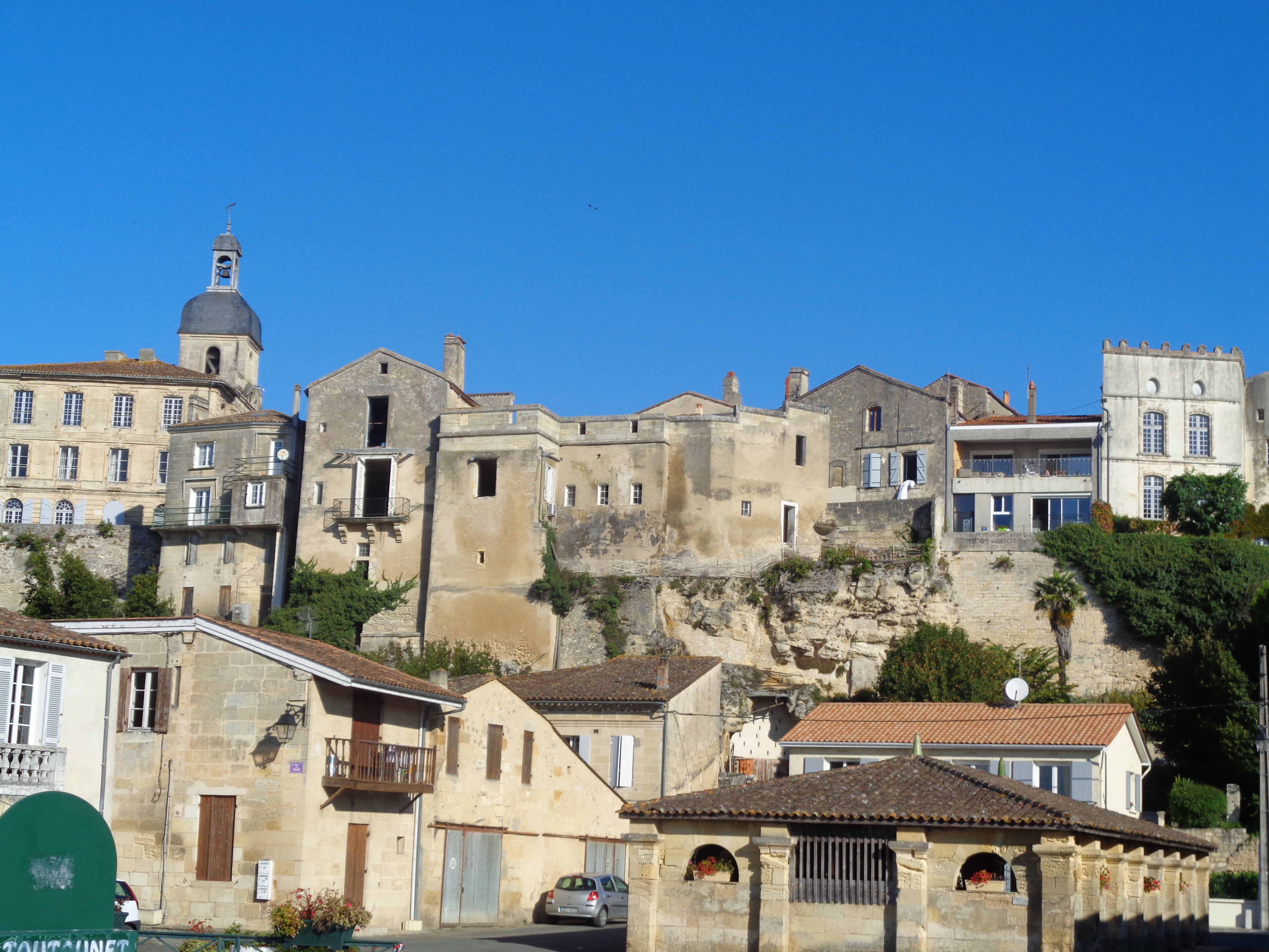 Balades à roulettes : Bourg-sur-Gironde - Impraticable