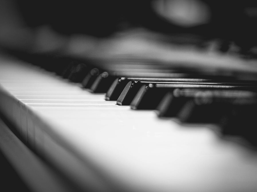 Ecouter pour l'instant : poésies & piano