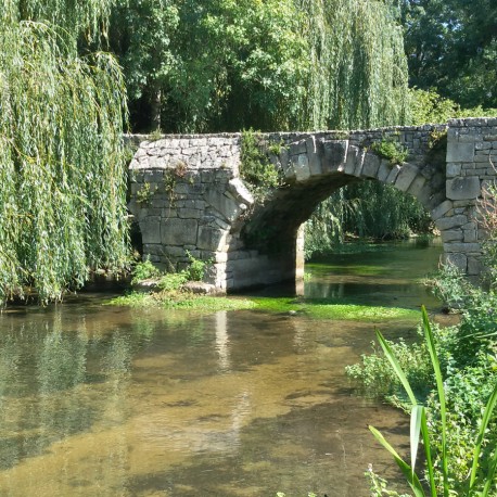 Vernoux-Sur-Boutonne - La Fontaine de Foucambert