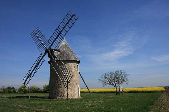 Sentier la Dive et les Moulins