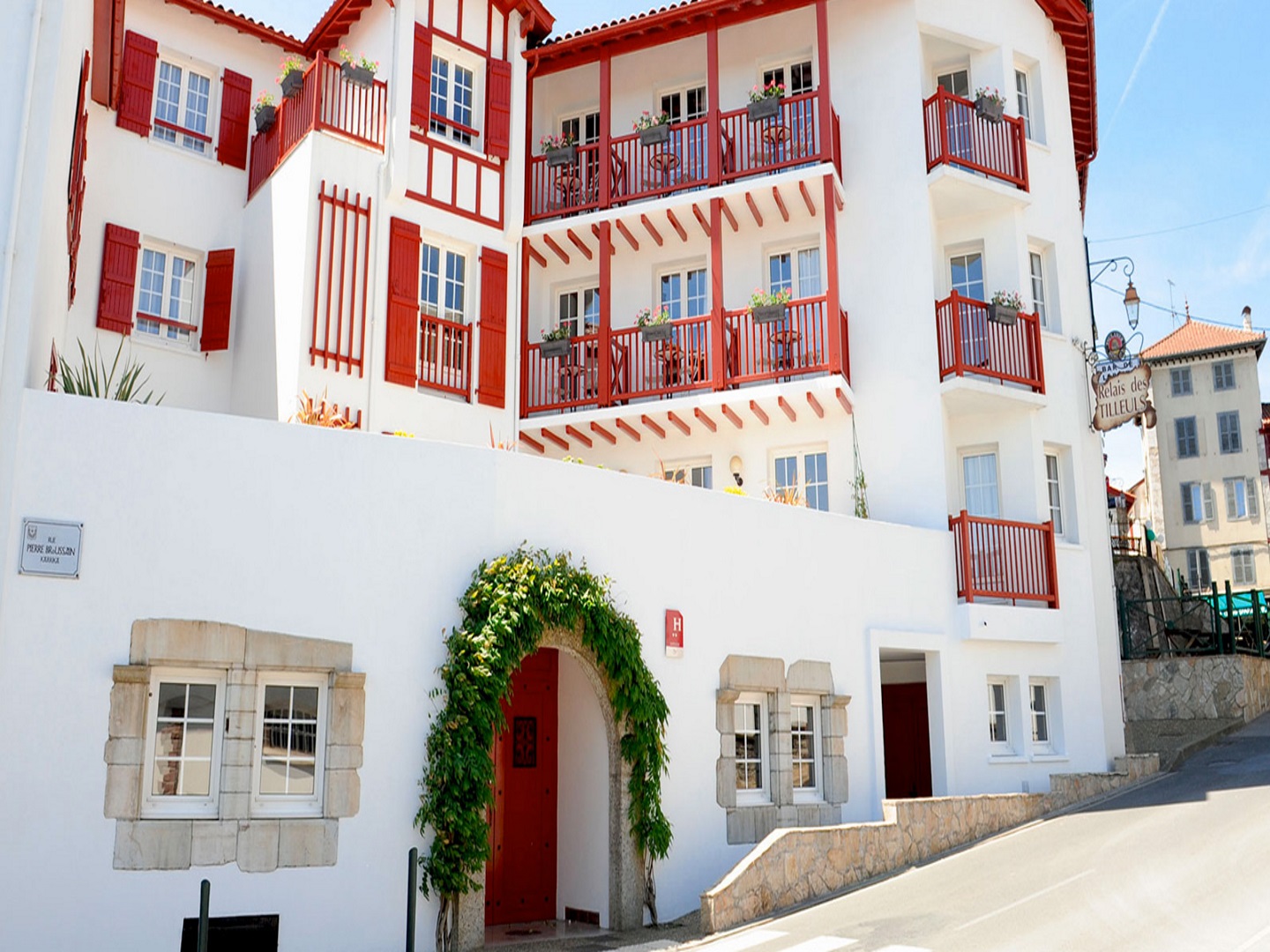 Hôtel-Restaurant Le Relais des Tilleuls