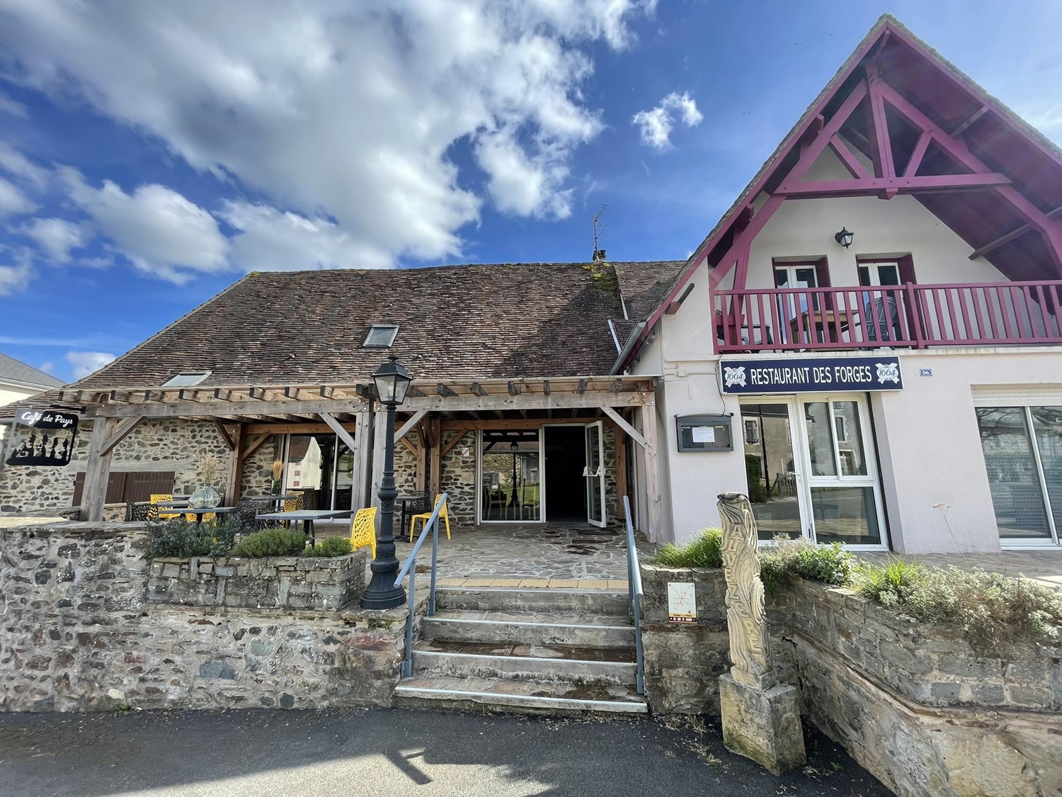 restaurant forges entree