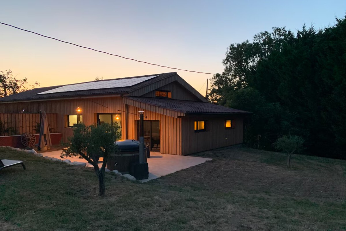 Gîtes Barns de la Truffière : Loft Côté Grange