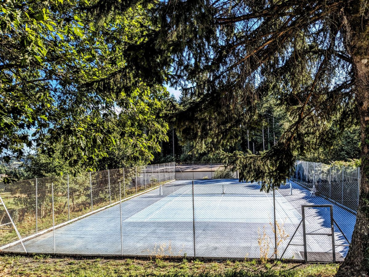 Terrain de tennis de Chamberet