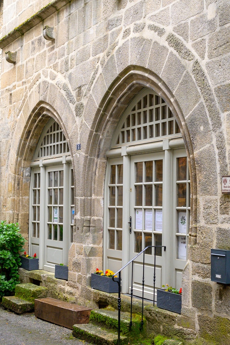 Exposition musée des arts et traditions populaires de la Haute Vézère